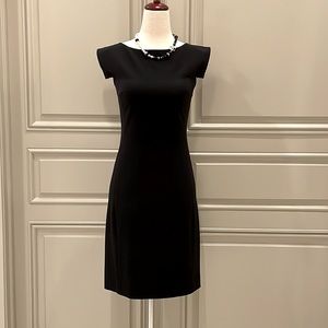 MM Lafleur Sarah Crepe Sheath Dress (Black) Size 0P (necklace not included)